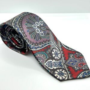 Oscar de la Renta Couture Satin Velour 100% SILK Red Purple Paisley Neck Tie